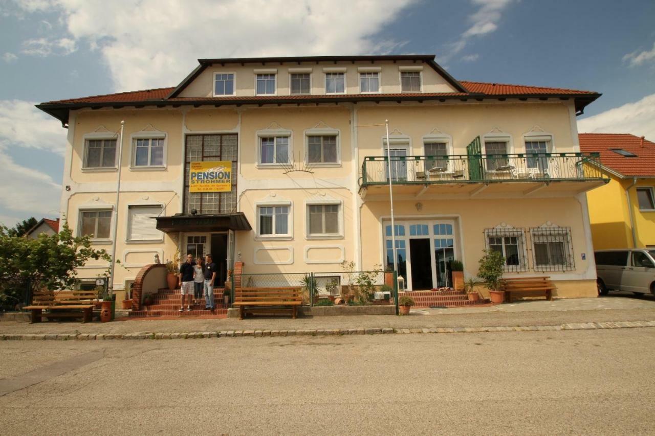 Pension Strohmer Руст Екстериор снимка